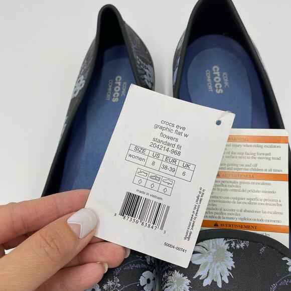 Crocs Women Black Floral Pointy Toe Eve Slip On Flats Size 8 NWT - Picture 3 of 8